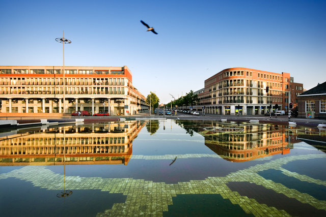 Den Haag for book: 25 years stichting Forum voor Stedelijke Vernieuwing