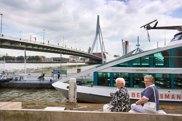 Rotterdam for book: 25 years stichting Forum voor Stedelijke Vernieuwing