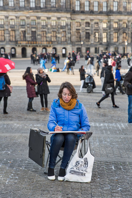 Artist Elles on Dam Square, Amsterdam