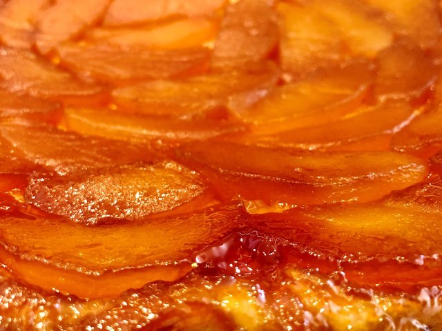 Tarte Tatin mit karamellisierten Äpfeln ✓