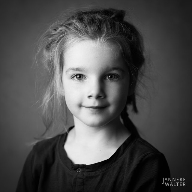 Fine art portretfoto kind III @ Janneke Walter, kinderfotograaf Utrecht De Bilt, kinderfotografie, kinderportret, fine art fotografie