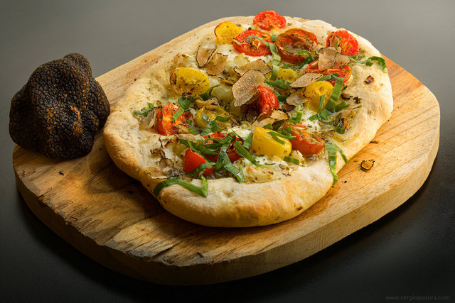 Pita Bread with Truffle