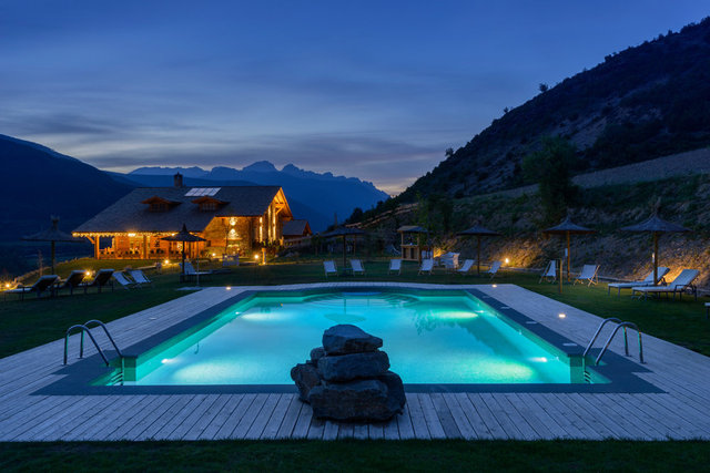 Hotel Viñas de Lárrede, Lárrede. Huesca.