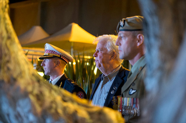 Dawn Service_62.jpg