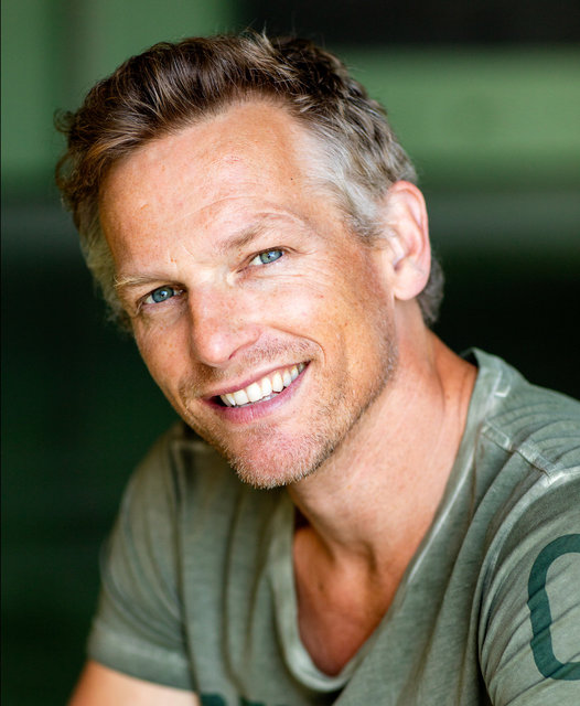 Barry Atsma