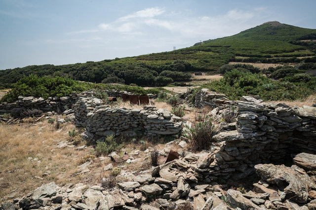 Macchie und alte Schäferhütte