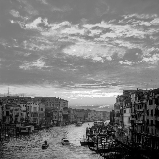 VENICE GRAND CANAL