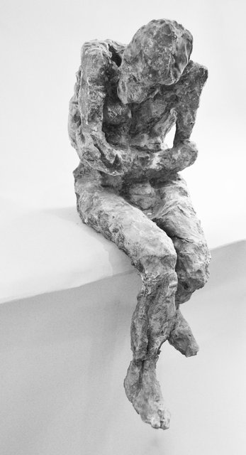 sitting sculpture I3i.jpg.jpg