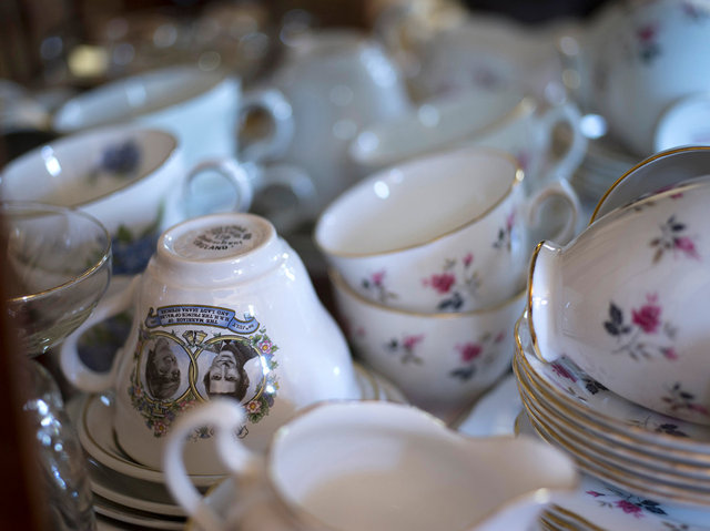 Teacups, 2017