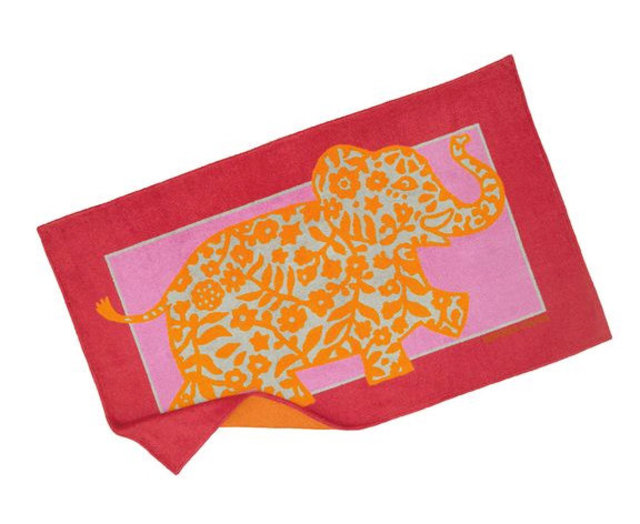 Hermès serviette rose elephant.jpg