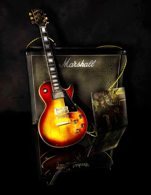 LesPaul2.jpg