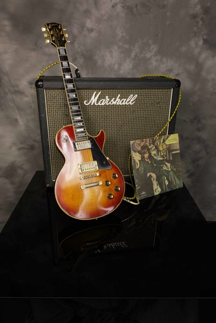 LesPaul1.jpg