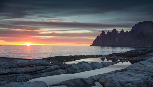 Tungeneset og Oksehornan