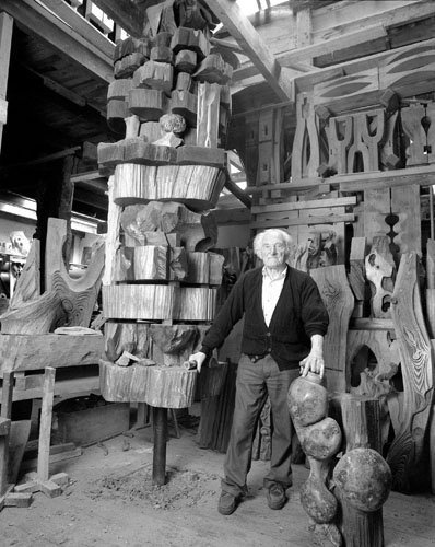 Ernest David, sculpteur sur bois, Saint Brieuc, 1999