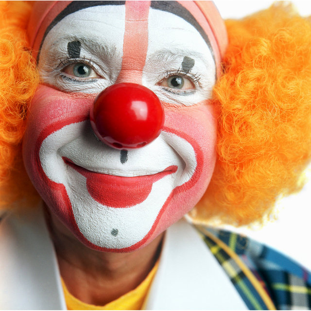 001_clowns4.tif