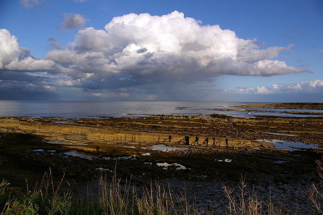 Evening coastal views at Beadnell VB.JPG