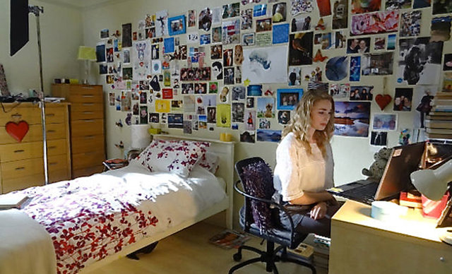 Liz's bedroom