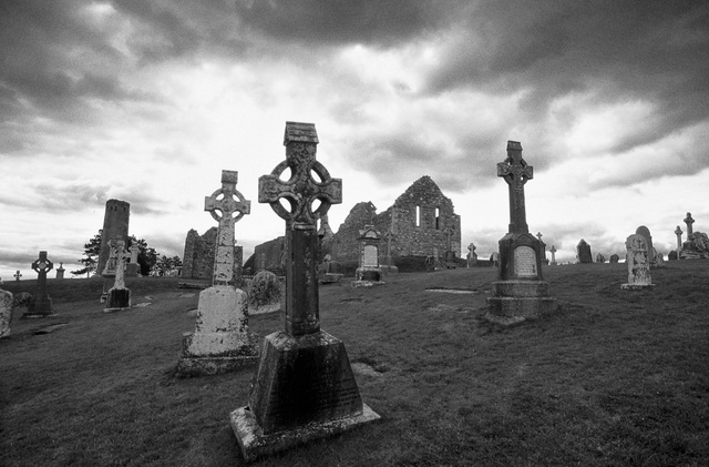 Clonmacnoise,2001