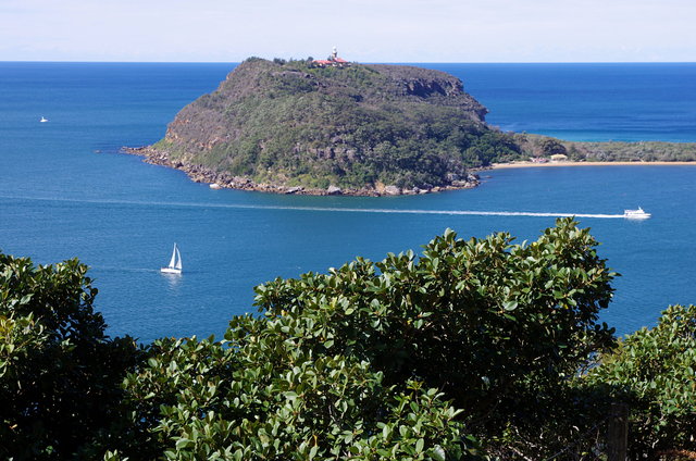 Barrenjoey Head from West Head Ku-Ring-Gai Chase (3) VB.JPG