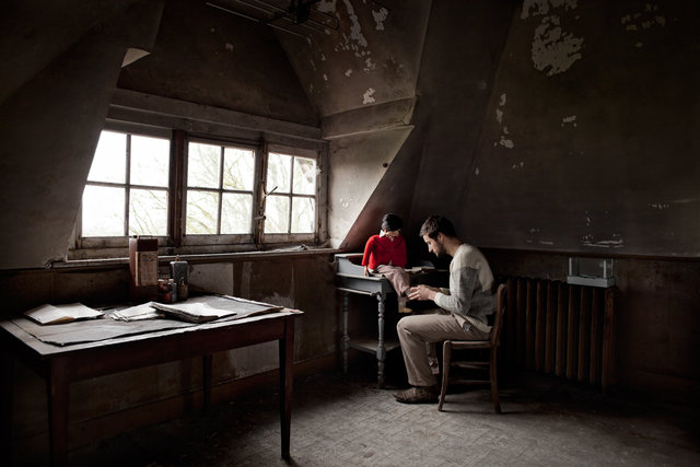 The Strength Of Weak Ties | Series of 10 images | 2012