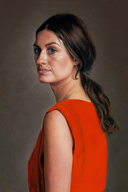 Dagmar in rode jurk, 2014