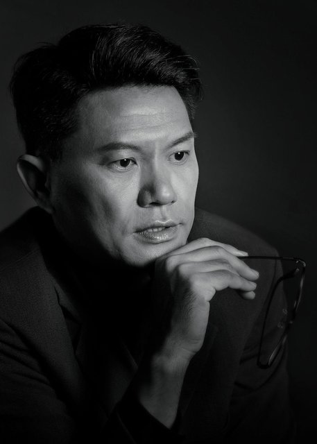 SAM HENG.jpg