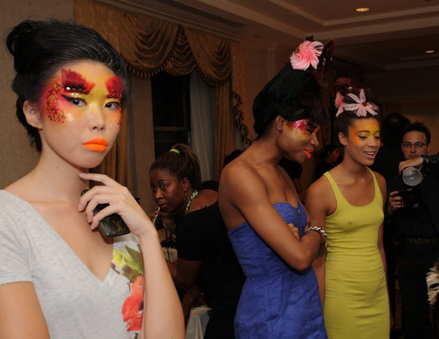 fashionweeksept2009backstage026.JPG