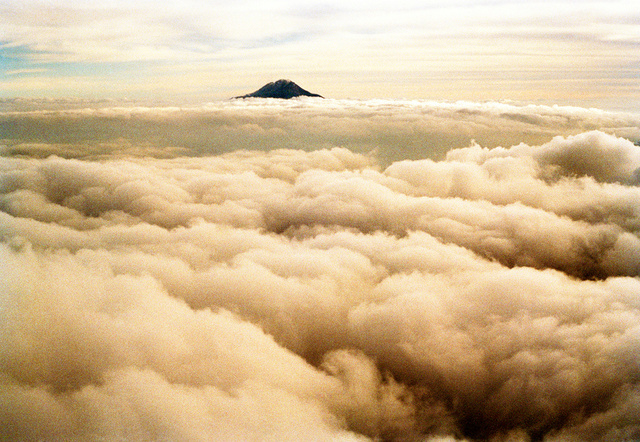 5_Mountain in clouds.jpg