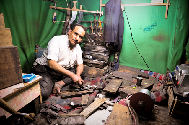 Sharpening a Jambiya