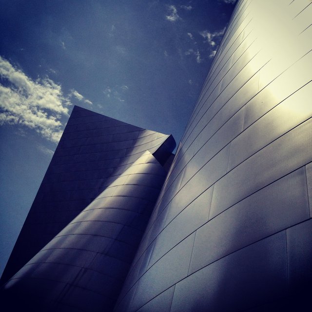 WALT DISNEY CONCERT HALL - BLUE 29