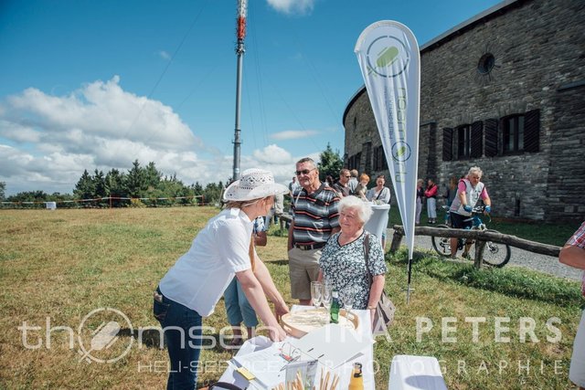 Helikopter-Rundflüge Großer Feldberg im Taunus_thomsen Heli-Service_22 (17).jpg