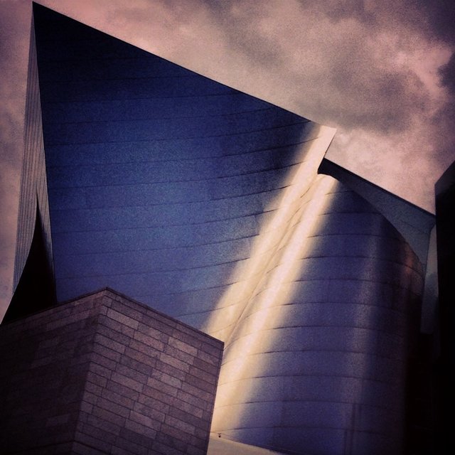 WALT DISNEY CONCERT HALL - PURPLE 9