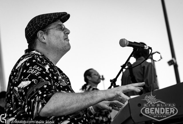 09_11_15_bigbluesbender_day2__KABIK-70.jpg