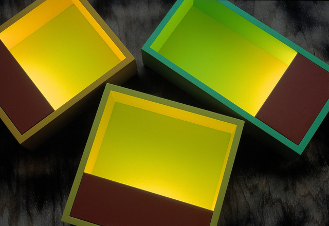 'Delft' wall lamps.