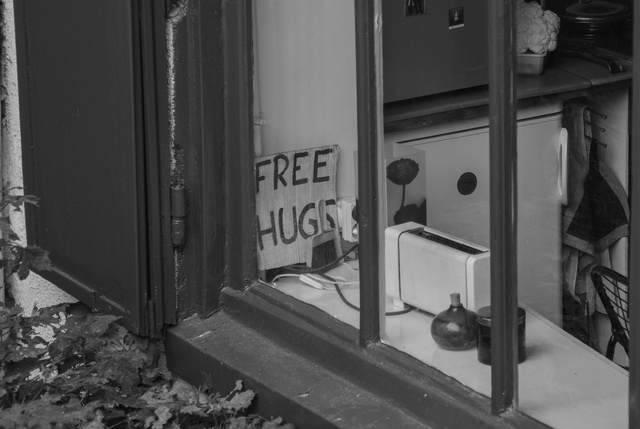 free hugs