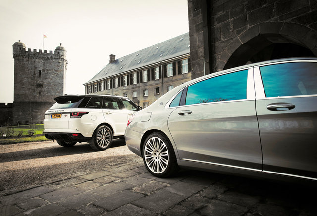 Range Rover SPORT SVR vs MB Maybach S600