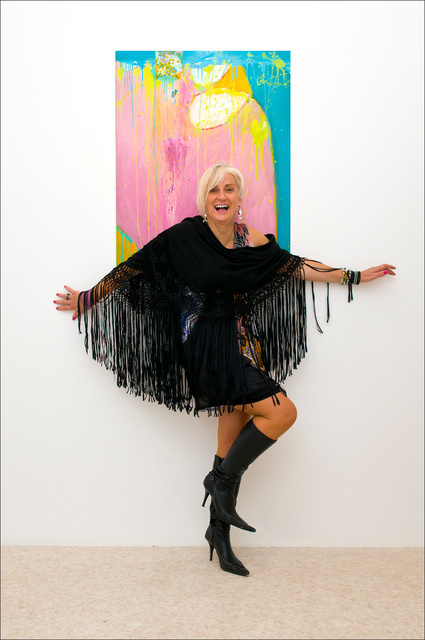 Siobhan Cox-Carlos with Genesis II