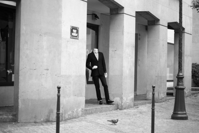 l'homme penché