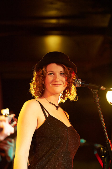 Victoria Klewin and Mojohand