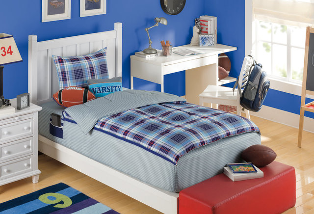 2431-AP-M4-2-0-FNL-banner blue zip.tif