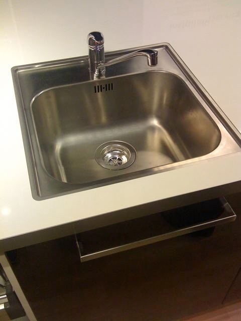 Basic spoelbak 50,-