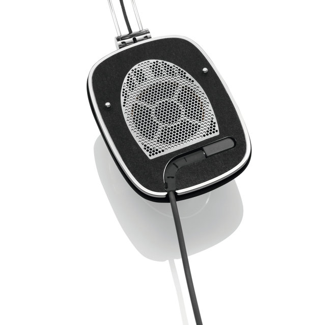 Bowers & Wilkins - Before