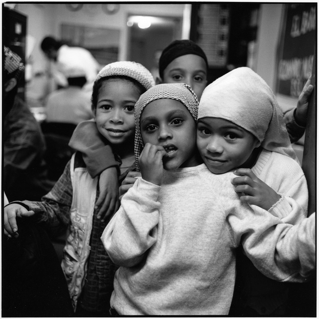 E. Har. muslim kids.jpg