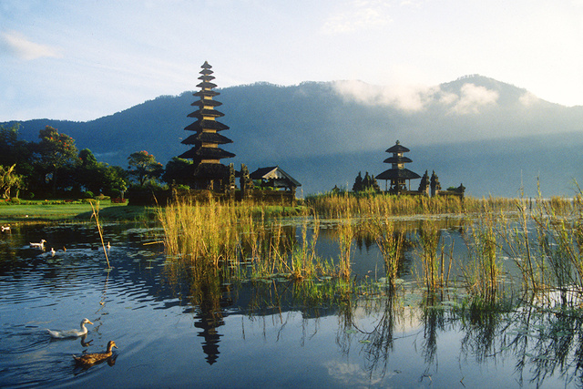 Lake Bratani, Bali