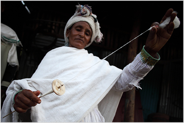 spinning cotton