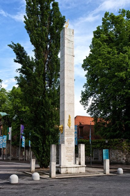 4AR_8617 - Version 2.jpg