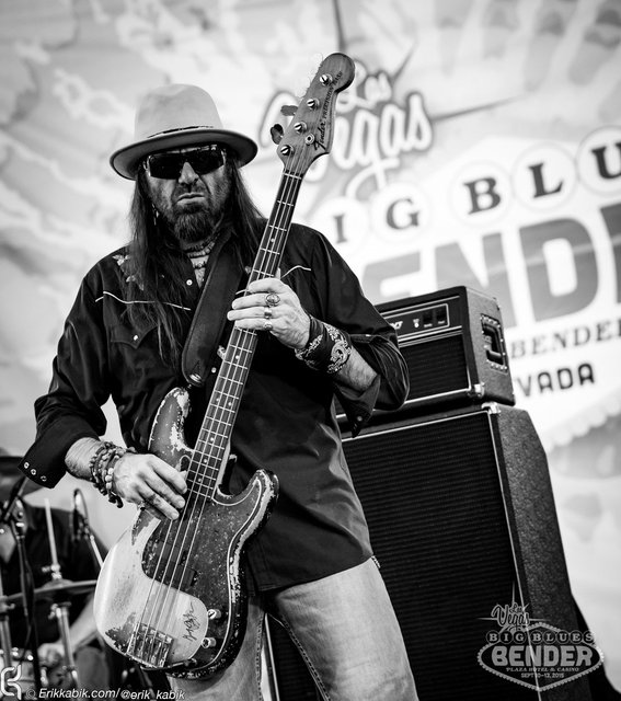 09_11_15_bigbluesbender_day2__KABIK-1450.jpg