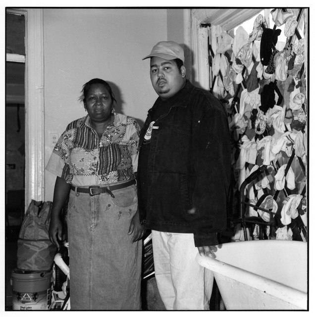 E. Har., mom, son, laund210.jpg