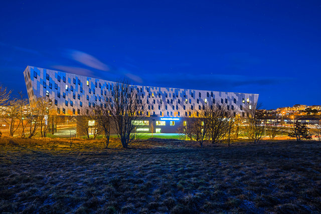 Clarion Energy Hotel