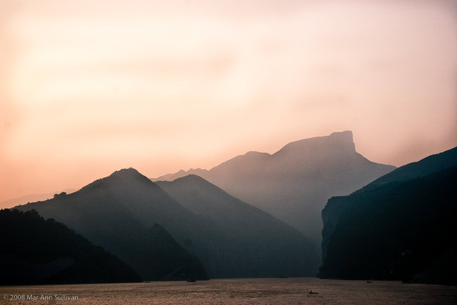 China 7-06 -3137.jpg